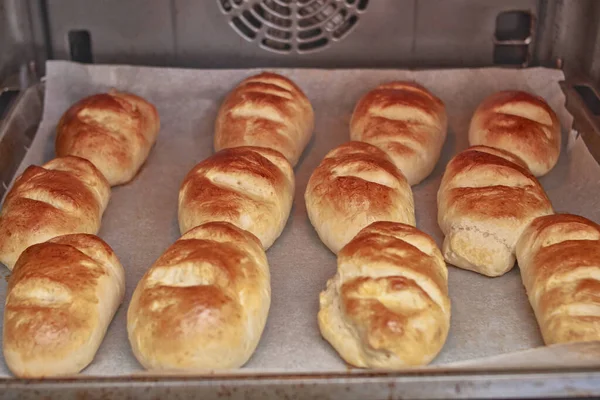 Delicious Milk Bread Buns Baking Browning Home Oven — Stock Photo, Image