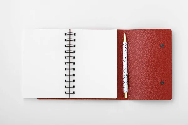 Open Leather Planner Pen White Backgroun — Stock Photo, Image