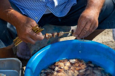 el ele tutuşmak, seçici odaklanma.