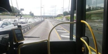 Otobüsün içinden görüntüle