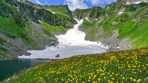 Highlands Της Δημοκρατίας Karachay Cherkess Εκπληκτικά Όμορφες Ορεινές Λίμνες Φαράγγια — Φωτογραφία Αρχείου