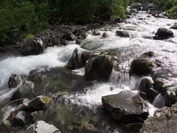 Högländerna Karachay Tjerkess Republiken Fantastiskt Vackra Fjällsjöar Raviner Och Fjällälvar — Stockvideo