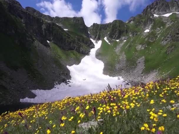 Highlands Της Δημοκρατίας Karachay Cherkess Εκπληκτικά Όμορφες Ορεινές Λίμνες Φαράγγια — Αρχείο Βίντεο