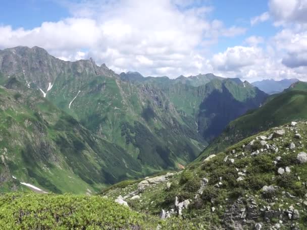 Karachay Cêess Cumhuriyeti Nin Dağlık Bölgeleri Nanılmaz Güzel Dağ Gölleri — Stok video