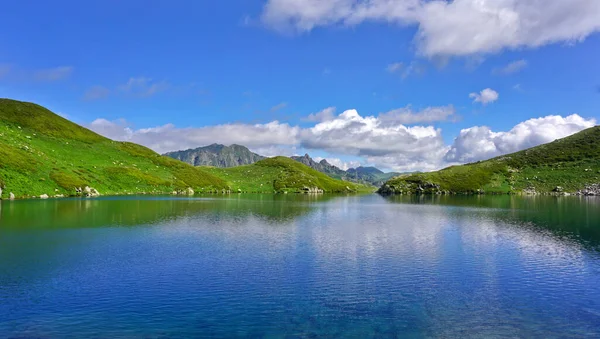 Hochland Der Republik Karatschai Tscherkess Erstaunlich Schöne Bergseen Schluchten Und — Stockfoto