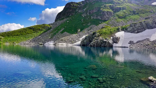 Terras Altas República Karachay Cherkess Surpreendentemente Belos Lagos Montanha Desfiladeiros — Fotografia de Stock