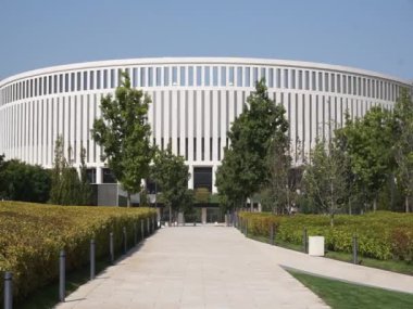 Rusya, Krasnodar Bölgesi. Turizm, dağlar ve tatil beldeleri. Galitsky Park, güneydeki Krasnodar kentinin merkezinde, modern ve güzel bir park alanıdır..