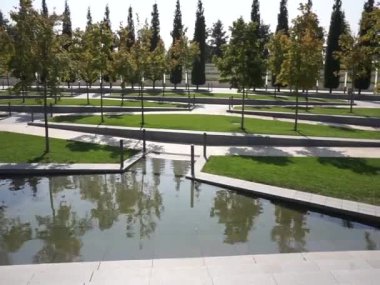 Rusya, Krasnodar Bölgesi. Turizm, dağlar ve tatil beldeleri. Galitsky Park, güneydeki Krasnodar kentinin merkezinde, modern ve güzel bir park alanıdır..