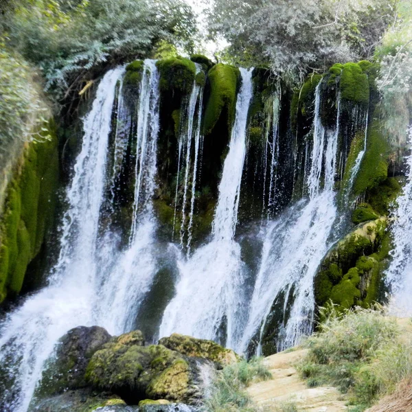 Belle Cascade Kravica Bosnie Herzégovine Aire Baignade Pique Nique Populaire — Photo