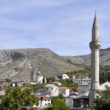 Mostar, Bosna Ve Herzegovi tarihi şehrinin manzara görünümü