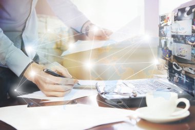 İşadamı ile tasarım web sitesi şablonu.