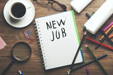 Not defteri yeni iş kelimeleri ileti örneğine çalışma tablosu ile