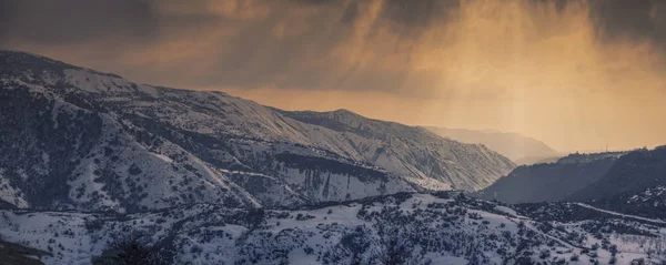 Beautiful Sunset Winter Snowy Mountains — Stock Photo, Image