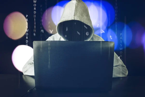 Hacker Usando Laptop Hacking Internet — Foto de Stock