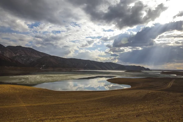 Montaña Presa Paisaje Lago Atardecer — Foto de Stock