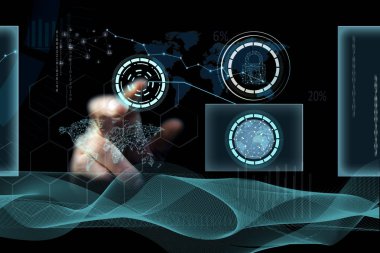 iş adamı ekranda sosyal ağ dokunmadan