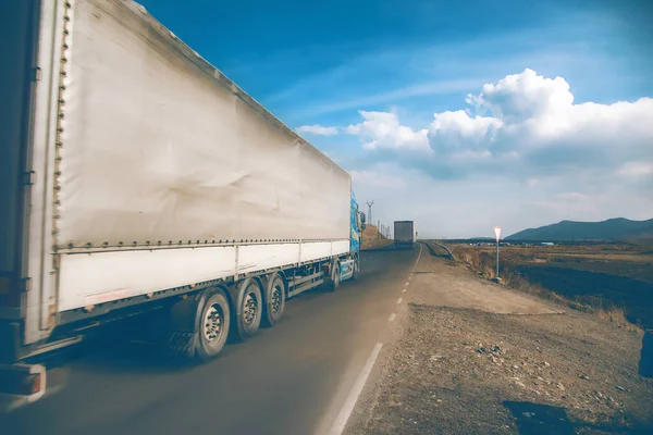 Truck Road Sky — Stock Photo, Image