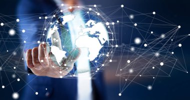 Adam el küresi ağı ekranda