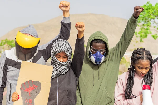 Gente Levantó Puño Aire Luchando Por Sus Derechos Movimiento Obrero — Foto de Stock