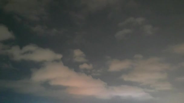 Cielo Nublado Atardecer Las Nubes Mueven Lapso Tiempo — Vídeo de stock