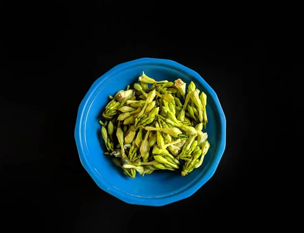 Fernaldia Pandurata Loroco Flor Plato Sobre Fondo Negro Comida Típica — Foto de Stock