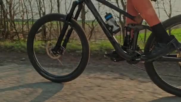 Slow Motion Cyclist Pedaling Pedals Bike Close Bicycle Wheel Driving — Stock Video