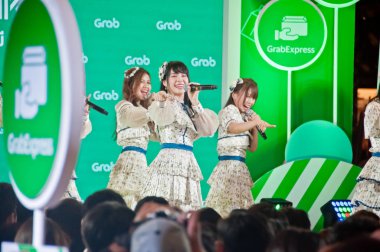 Bangkok, Tayland - 21 Kasım 2018: basın toplantısı ve konser olay kapmak tarafından marka elçisi olmak için Malayan üyelerine Bnk 48 Tay Idol grup grup. Orada birçok insan olay.