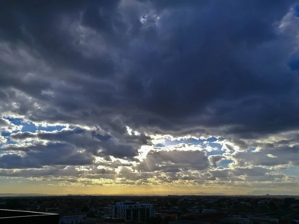 Santo Raggio Luce Dal Cielo Sopra Melbourne Australia Skyline Scena — Foto Stock