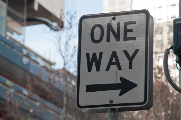 One Way Traffic Sign Arrow Right Turn — Stock Photo, Image