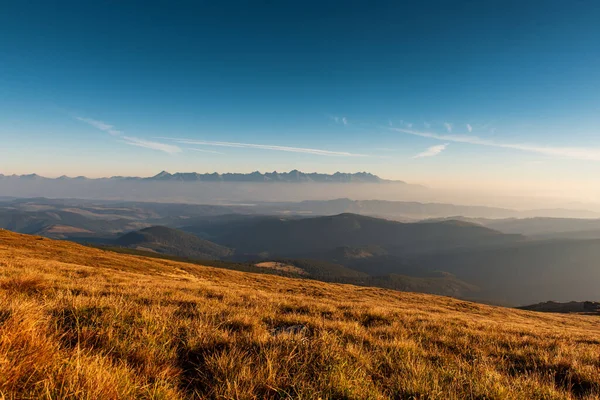 Hohe Tatra Aus Der Niederen Tatra Kralova Hola Slowakei Morgensonnenaufgang — Stockfoto