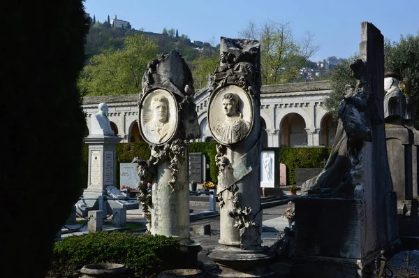 Lugano Svizzera Aprile 2017 Architettura Del Cimitero Alcune Tombe Risalgono — Foto Stock