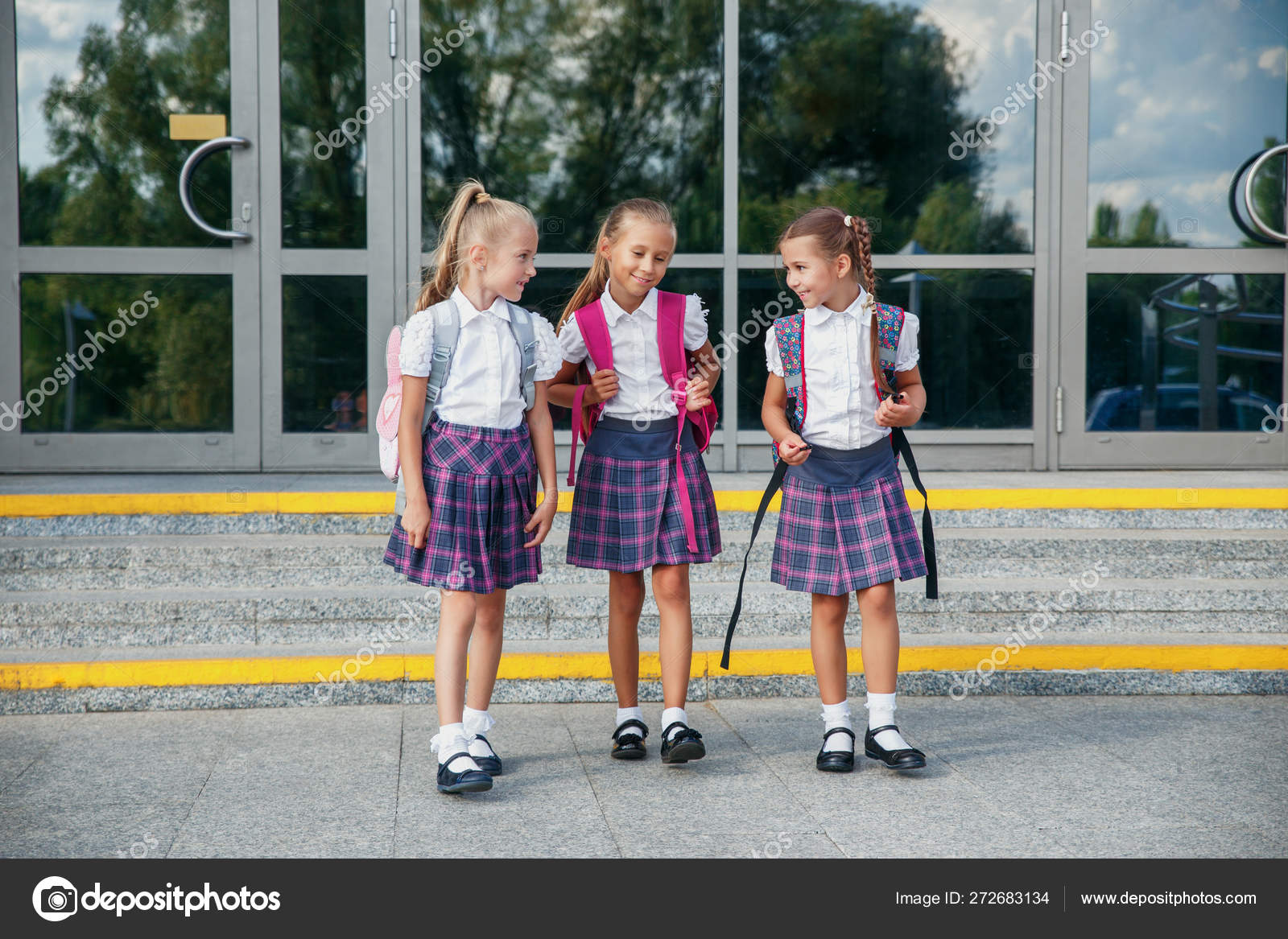 集合写真　女子小学生 