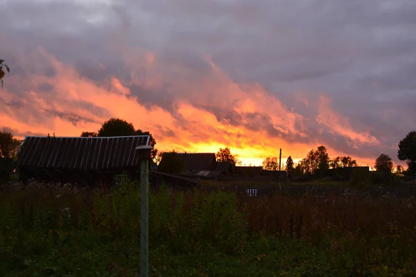 Straordinario Autunno Colorato Nel Villaggio — Foto Stock