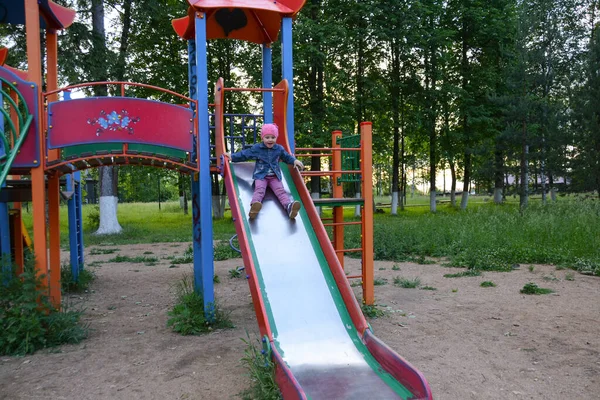 Children Play Playground — Stock Photo, Image