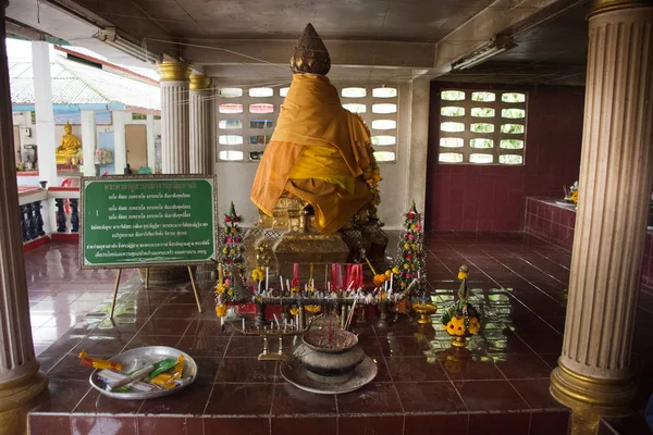 Sok Buddha Isten Angyal Remete Szobra Barlang Thai Emberek Látogatás — Stock Fotó