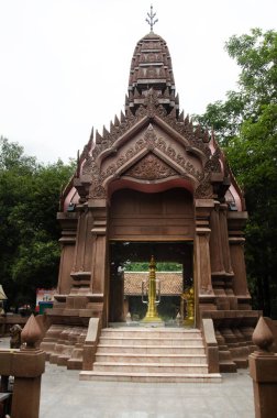 Tay insanlar ve yolcuları korumak ve Kamphaengphet şehir ayağı Tapınak, Kamphaeng Phet, Tayland şehirde merkezi ile iyi şans getirmesi dua