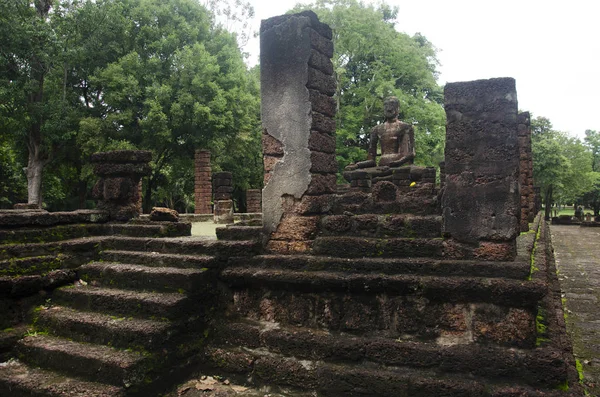 Lihat Lanskap Arca Buddha Wat Phra Sing Bangunan Kuno Dan — Stok Foto