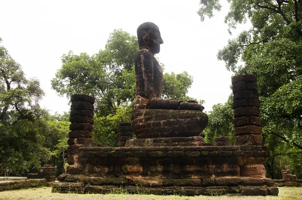 Vedeți Peisajul Statuii Buddha Wat Phra Sing Clădirea Antică Ruinele — Fotografie, imagine de stoc