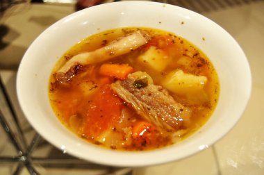 Tay insanlar hazırlama ve yaratıcı füzyon mutfak Oda Perth, Avustralya, yemek için yemek