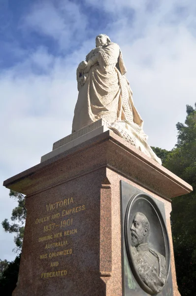 Drottning Victoria Och Kejsaren Monument Trädgården För Australiska Människor Och — Stockfoto