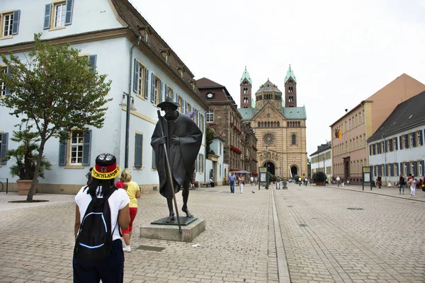 Gente Visita Jakob Spilger James Way Statua Pellegrino Santiago Compostela — Foto Stock