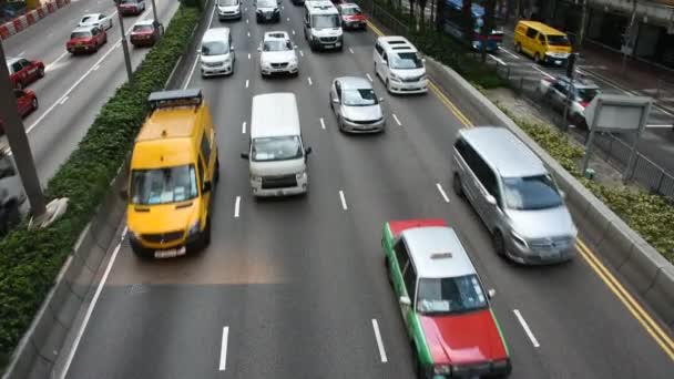 Hong Kong China Setembro Estrada Trânsito Com Pessoas Chinesas Dirigem — Vídeo de Stock