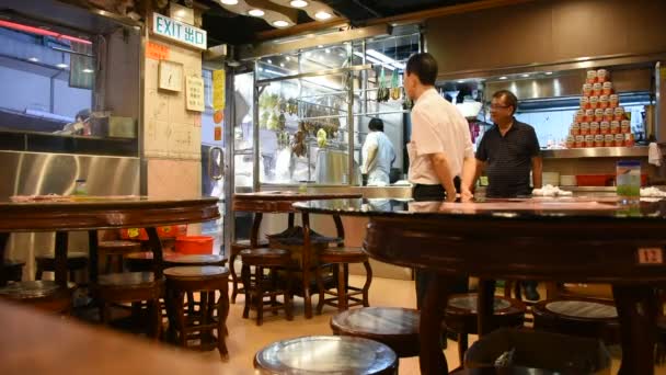 Hong Kong Çin Eylül Çin Halkı Pişirme Bekle Hizmet Için — Stok video