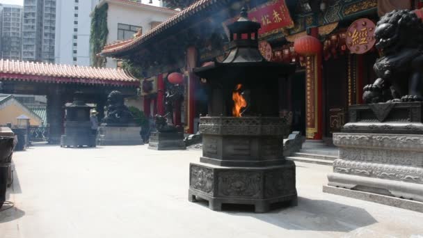 중국어와 외국인 2018 하나님과 Wong Tai 사원에서 — 비디오