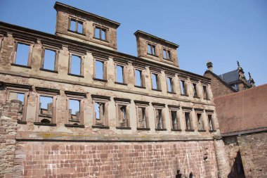 İç ve dekor Heidelberg Castle ve Heidelberger Schloss adlı Alman olduğu bir harabe ve landmark Heidelberg Almanya'da Baden Wurttemberg, Alman insanlar ve forieners gezgin ziyaret edin ve seyahat