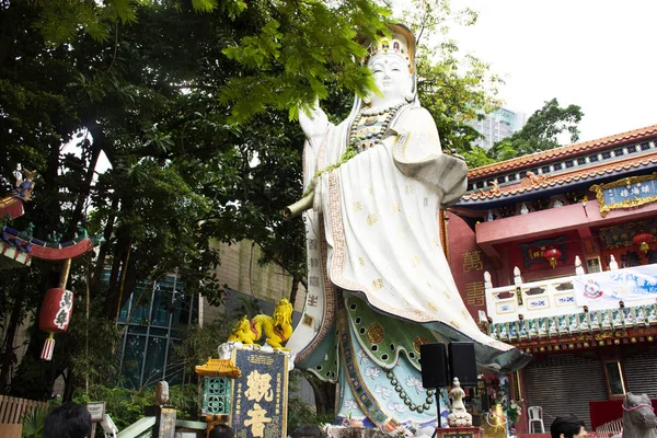 Guanyin Guan Yin Bodhisattva Goddess People Visit Respect Pray Tin — Stock Photo, Image