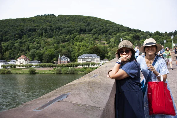 Asiatiche Thai Donne Madre Figlia Viaggio Posa Scattare Foto Karl — Foto Stock