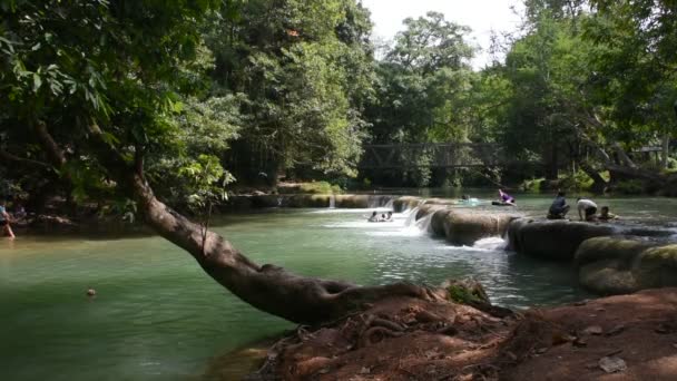 Thai People Travelers Foreigner Travel Relax Play Swimming Namtok Chet — Stock Video