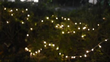Hareket semt pazarı Nakhon Ratchasima, Tayland adil bahçe led lingthing renkli bokeh.