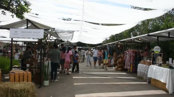 Nakhon Ratchasima Thailand November Thailändska Människor Och Utlänning Traveler Promenader — Stockvideo